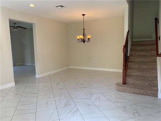 4 of 28 - 13023 Riverwalk S Cir 13023, Plantation, FL