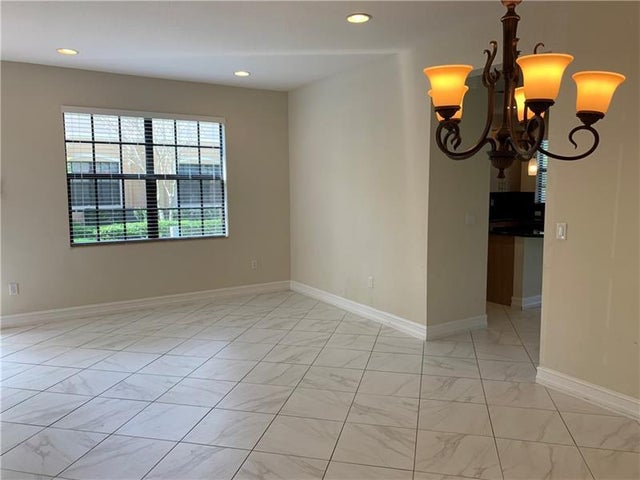 5 of 28 - 13023 Riverwalk S Cir 13023, Plantation, FL