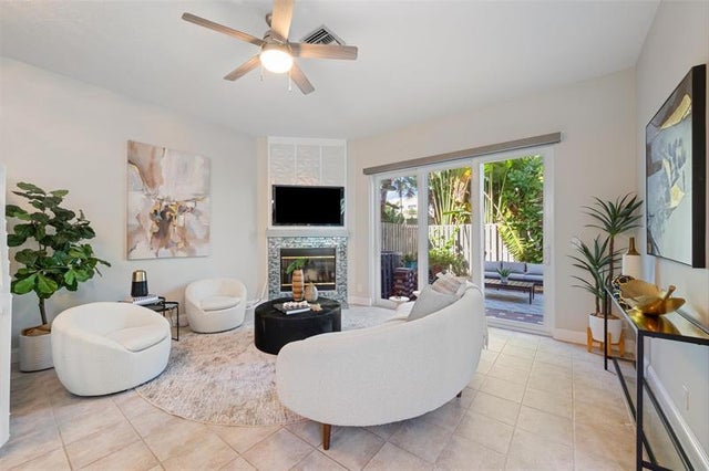 1 of 33 - 1744 Ne 9th St, Fort Lauderdale, FL