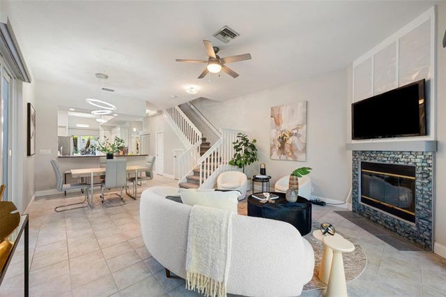 2 of 33 - 1744 Ne 9th St, Fort Lauderdale, FL