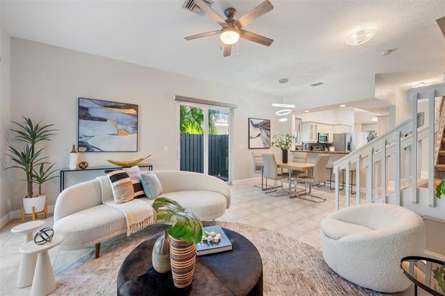 3 of 33 - 1744 Ne 9th St, Fort Lauderdale, FL