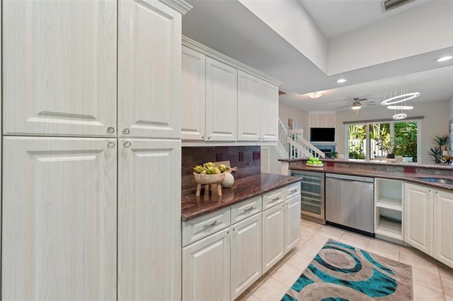 5 of 33 - 1744 Ne 9th St, Fort Lauderdale, FL