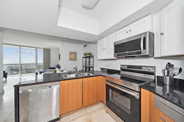 2 of 27 - 1750 N Bayshore Dr 4315-a, Miami, FL