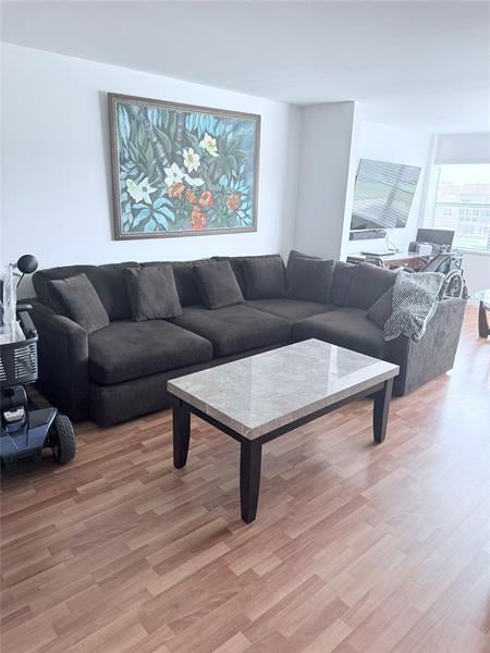 3 of 40 - 9540 Sunrise Lakes Blvd 308, Sunrise, FL