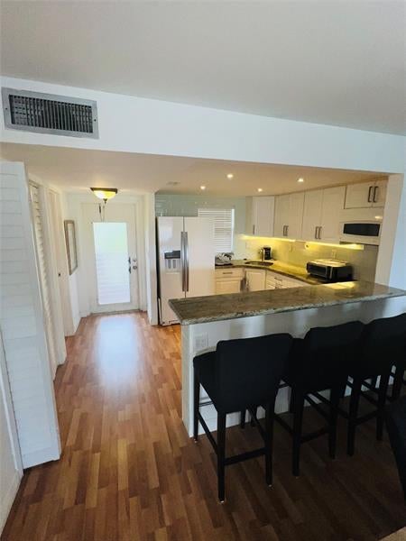 4 of 40 - 9540 Sunrise Lakes Blvd 308, Sunrise, FL