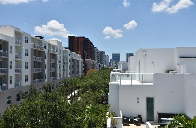 2 of 33 - 783 Ne 4th Ave, Fort Lauderdale, FL