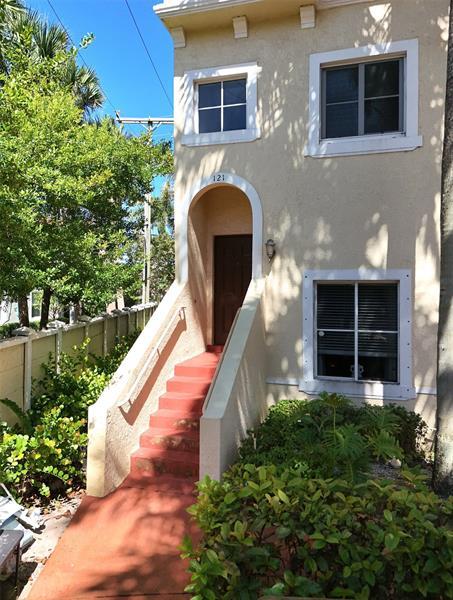 1 of 33 - 121 Bayfront Drive, Boynton Beach, FL