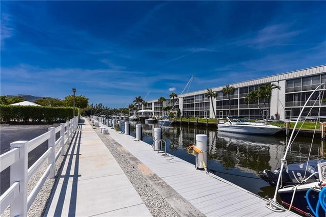 3 of 40 - 775 Jeffery St. 303, Boca Raton, FL