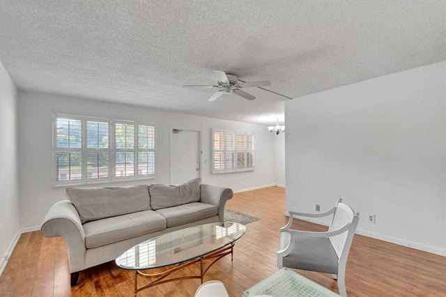 1 of 62 - 267 Wellington J 267, West Palm Beach, FL