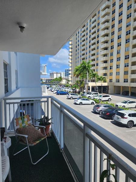 5 of 21 - 1849 S Ocean Dr 203, Hallandale, FL