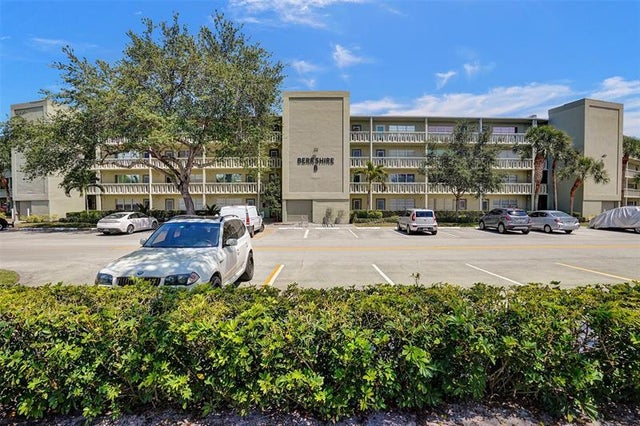 1 of 38 - 3038 Berkshire B 3038, Deerfield Beach, FL