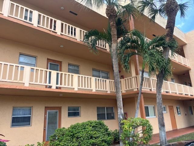 1 of 14 - 8380 Lagos De Campo Blvd 110, Tamarac, FL