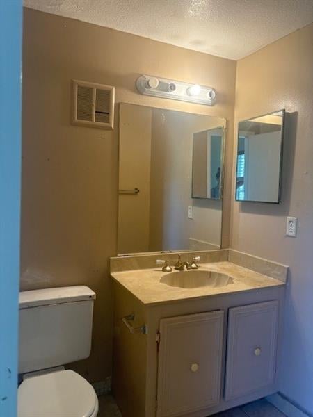 5 of 14 - 8380 Lagos De Campo Blvd 110, Tamarac, FL