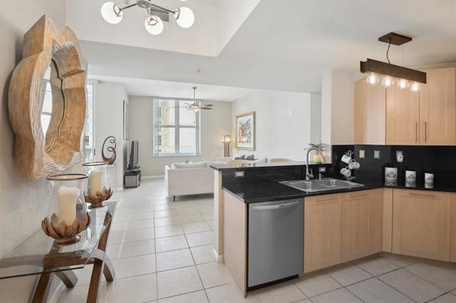 4 of 46 - 511 Se 5th Avenue 614, Fort Lauderdale, FL