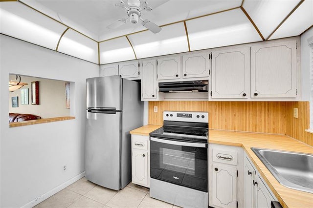 5 of 34 - 9261 Sunrise Lakes Blvd 201, Sunrise, FL