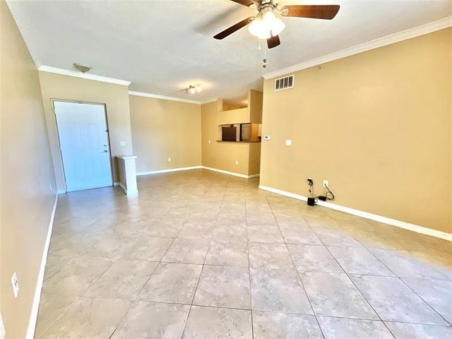 5 of 26 - 2105 Tuscany Way 2105, Boynton Beach, FL