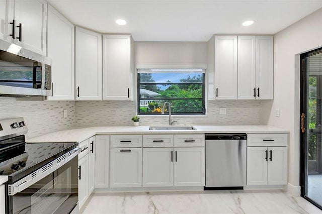3 of 32 - 4724 Greentree Cir B, Boynton Beach, FL