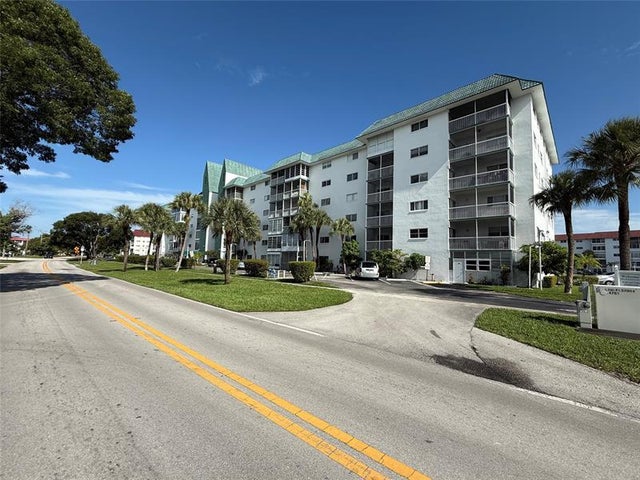 2 of 20 - 4751 Nw 21st St 216, Lauderhill, FL