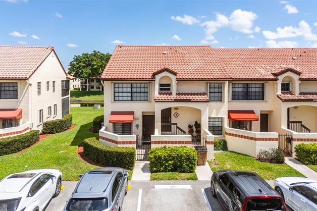 1 of 41 - 801 Freedom Ct 801, Deerfield Beach, FL