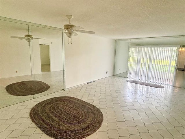 2 of 32 - 7600 Nw 5th Pl 102, Margate, FL
