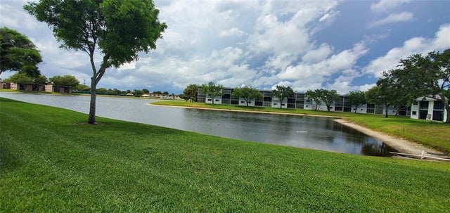 5 of 28 - 15235 Lakes Of Delray Blvd 284, Delray Beach, FL