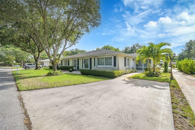 2 of 34 - 10143 E 45th Trl 473, Boynton Beach, FL