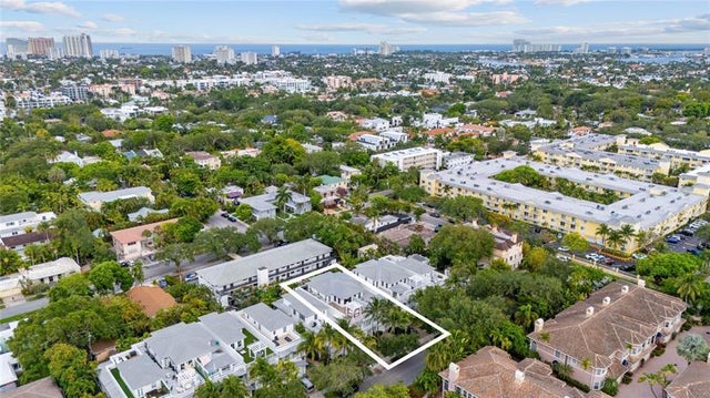 2 of 70 - 220 Ne 15th Ave 220, Fort Lauderdale, FL