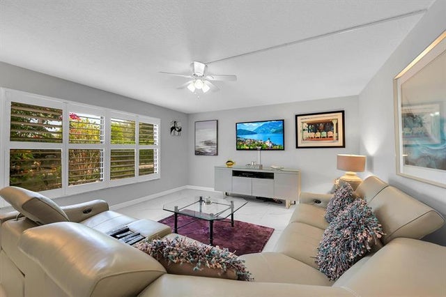 2 of 36 - 6017 Bayview Dr 6017, Fort Lauderdale, FL