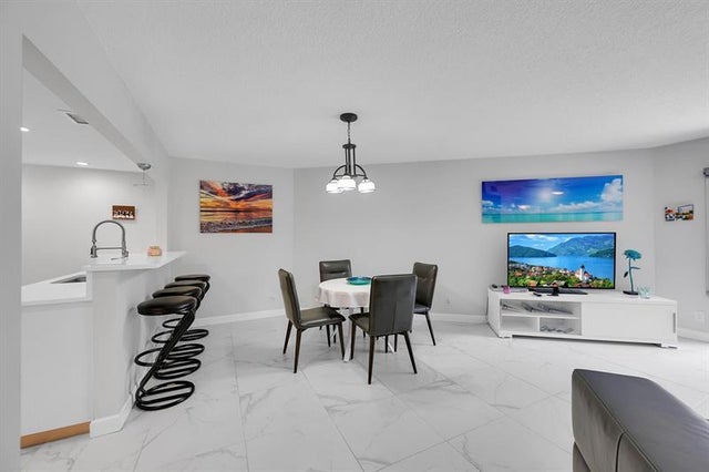 5 of 36 - 6017 Bayview Dr 6017, Fort Lauderdale, FL