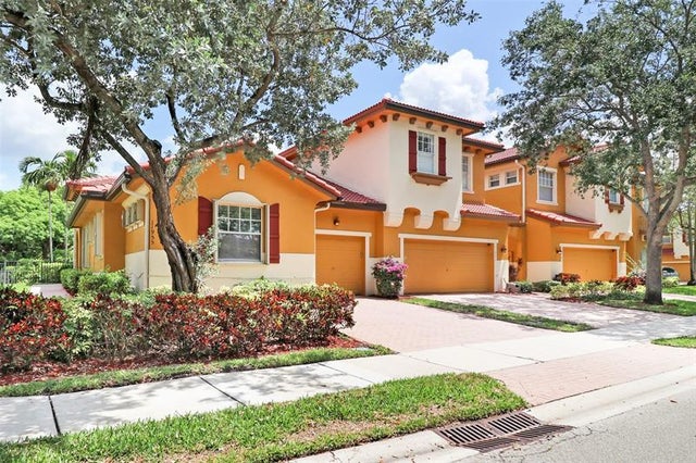 1 of 33 - 11955 Nw 57th Mnr, Coral Springs, FL