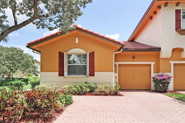 2 of 33 - 11955 Nw 57th Mnr, Coral Springs, FL