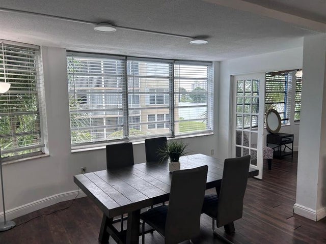 4 of 26 - 1660 Ne 191st St 208-1, Miami, FL