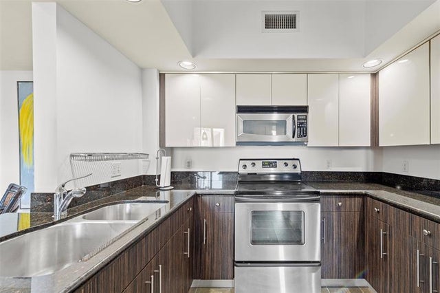 3 of 30 - 110 N Federal Hwy 1501, Fort Lauderdale, FL