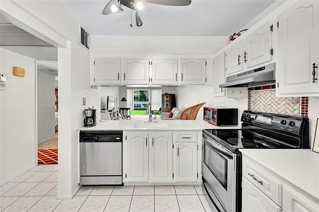2 of 19 - 1204 Bahama Bnd D2, Coconut Creek, FL