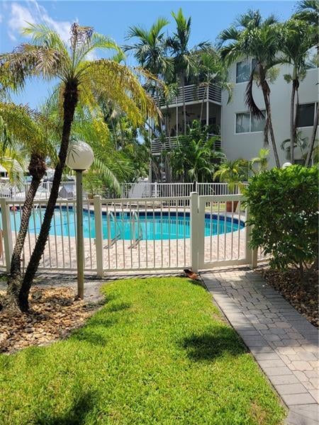 3 of 12 - 1535 Se 15th St 306, Fort Lauderdale, FL
