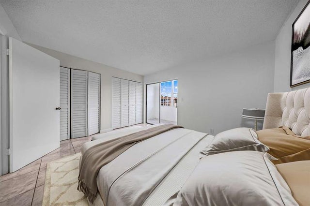 5 of 22 - 9101 Sunrise Lakes Blvd 216, Sunrise, FL