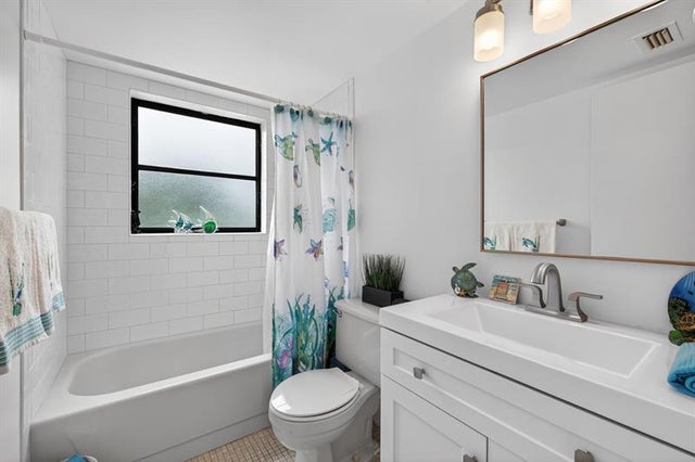 5 of 75 - 2112 S Cypress Bend Dr 401, Pompano Beach, FL