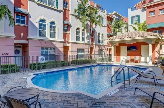 3 of 39 - 1033 Ne 17th Way 1103, Fort Lauderdale, FL