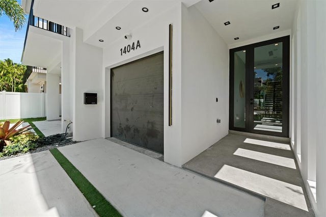 4 of 47 - 1404b Ne 5th St, Fort Lauderdale, FL
