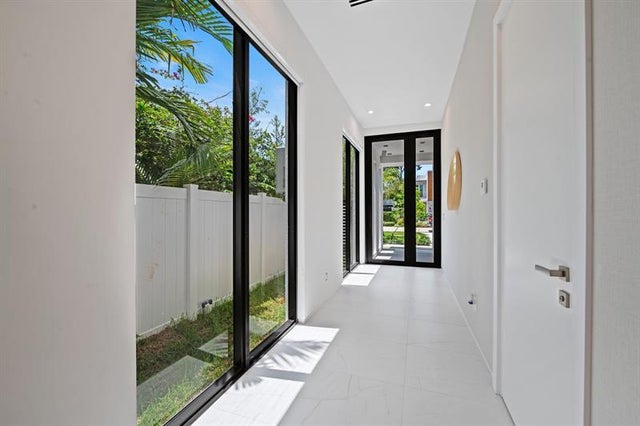 5 of 47 - 1404b Ne 5th St, Fort Lauderdale, FL