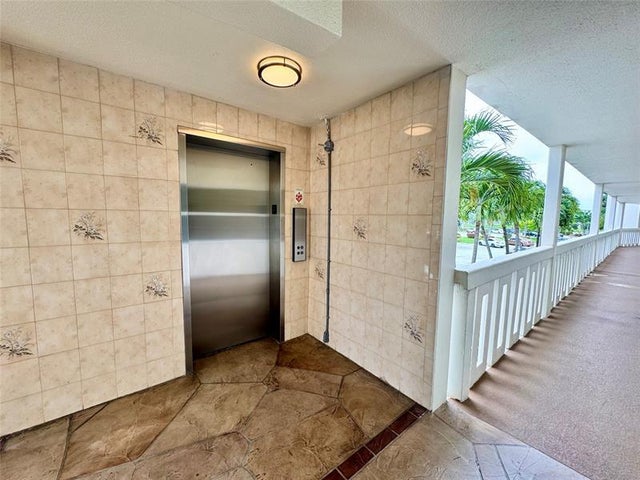 3 of 36 - 2029 Cambridge B 2029, Deerfield Beach, FL