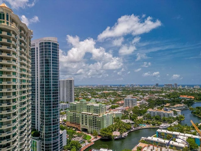 2 of 33 - 411 N New River Dr 2905, Fort Lauderdale, FL