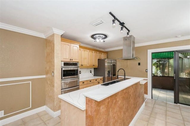 2 of 42 - 829 Nw 47th St, Deerfield Beach, FL
