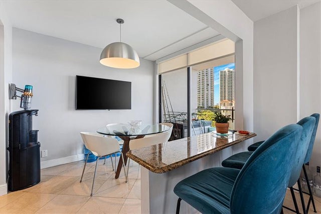 5 of 30 - 19707 Turnberry Way 9j, Aventura, FL