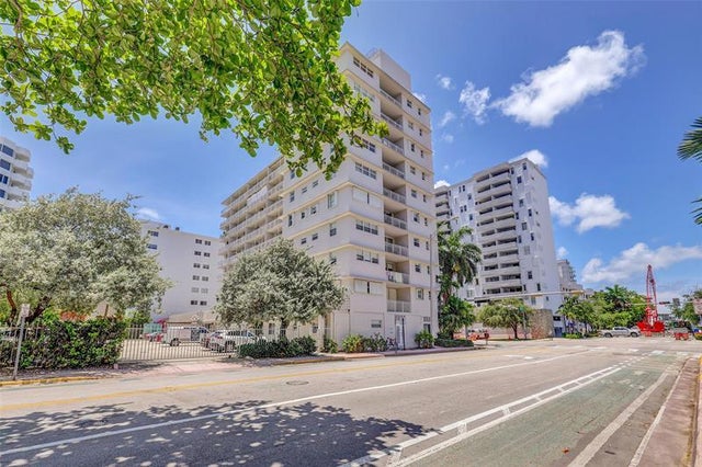 2 of 20 - 1300 Lincoln Rd D-804, Miami Beach, FL