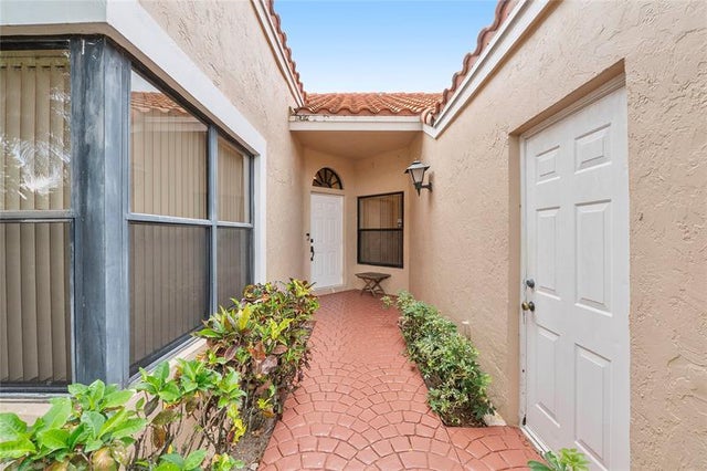3 of 32 - 22665 Meridiana Dr, Boca Raton, FL