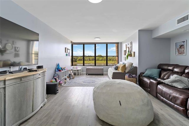 4 of 39 - 2767 Carambola Cir 203, Coconut Creek, FL