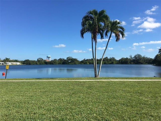 3 of 22 - 2309 Park Lane 114, Hollywood, FL