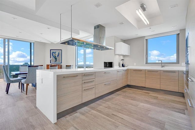 1 of 58 - 17111 Biscayne Blvd 1702, North Miami Beach, FL