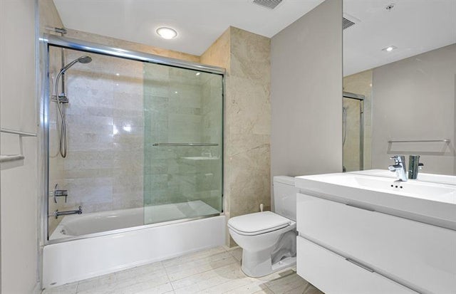 5 of 58 - 17111 Biscayne Blvd 1702, North Miami Beach, FL
